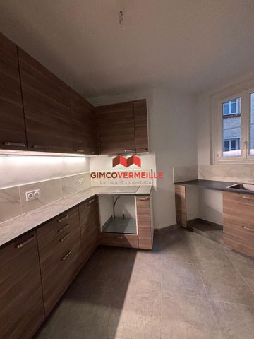 Location Appartement 4 pièces 90m² - Photo 4