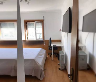 2-bedroom apartment for rent in Coimbra, couples allowed - Photo 2