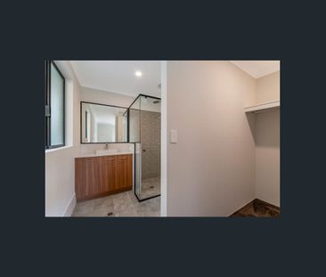 MODERN 4x2 FAMILY HOME IN THE HEART OF AUBIN GROVE! - Photo 1