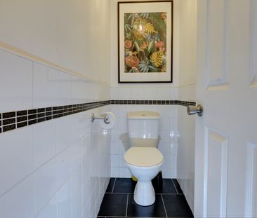 2 Bed Terraced House, Moorville Close, LS11 - Photo 5