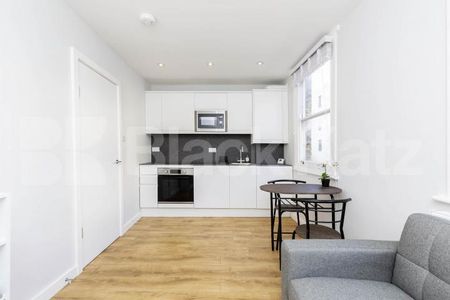 Stylish Refurbished 1-Bed Apartment in Prime Bell Street Location - Photo 4