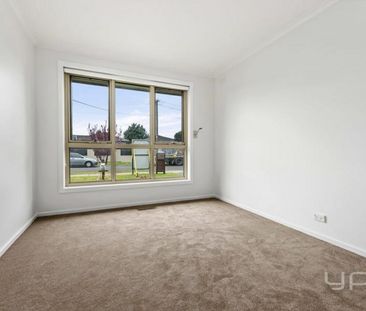 The Perfect Family Home! - Photo 6