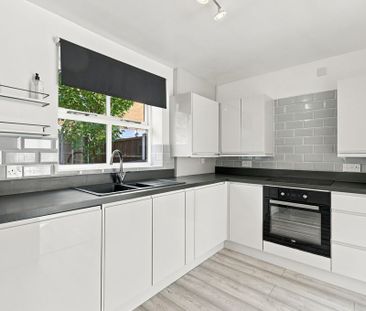 Newburgh Road, Grays - Photo 5