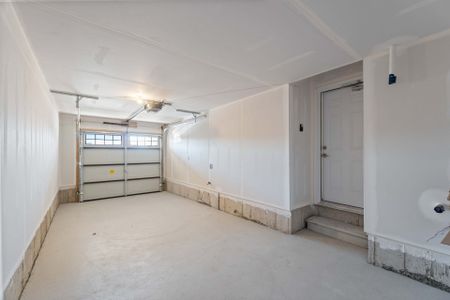 For Lease - 12 Feather Road, Welland, Ontario - Photo 5