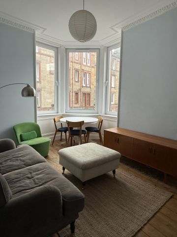 2 Bed Flat, Edinburgh, EH7 - Photo 3
