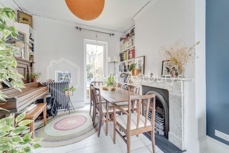 3 bedroom terraced house to rent - Photo 3