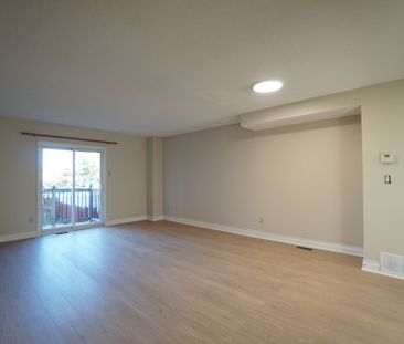 For Lease - 5 STAMFORD Private, Hunt Club - South Keys and Area, On... - Photo 3