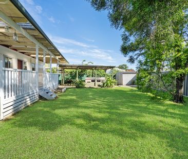 Spacious family home with alfresco living - Photo 4