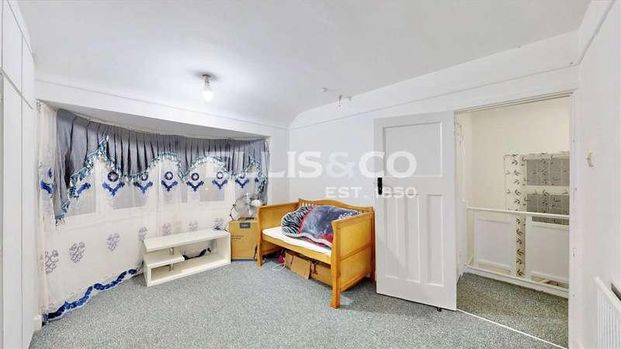 Uxendon Hill, Wembley, HA9 - Photo 1