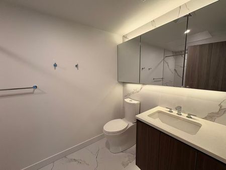 For Lease - 1 Concord Cityplace Way Unit# 4705, Toronto, Ontario - Photo 2