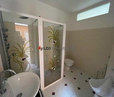 Location Maison 5 pièces 116m² PERPIGNAN 66000 - Photo 5