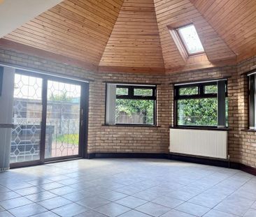 5 bedroom detached house to rent - Photo 4