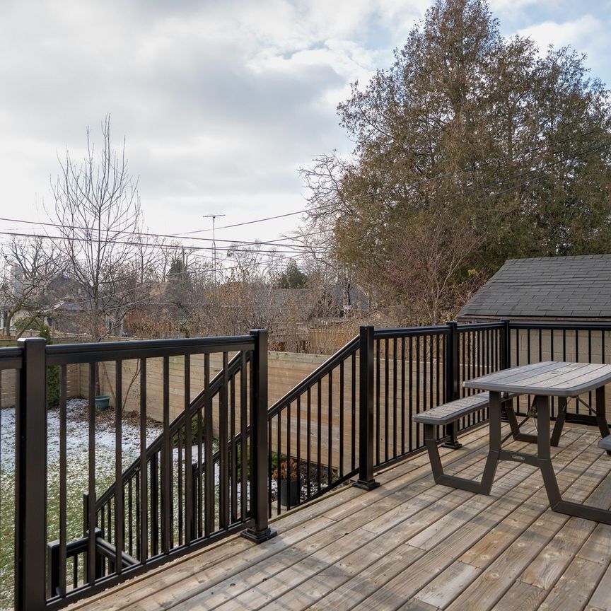 For Lease - 119B Hillside Avenue, Toronto, Ontario - Photo 1