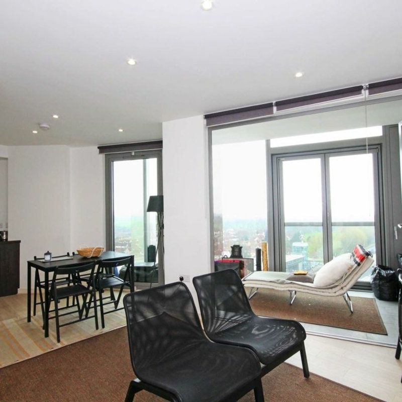 Ealing Road - Photo 1