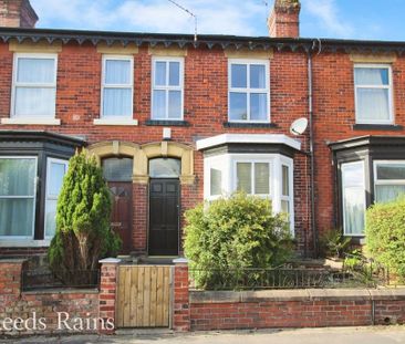2 bedroom terraced house to rent - Photo 4