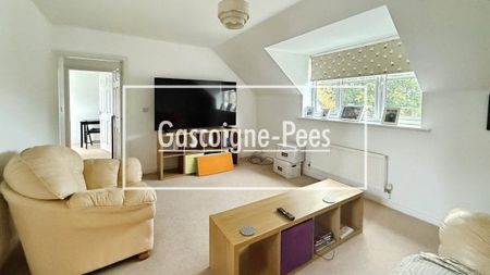 Twynes Meadow, Hook, RG27 - Photo 3