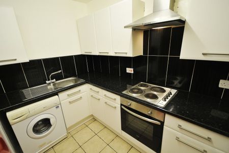 5 bed, Grove Lane, Headingley. LS6 2AP. £85.00pppw - Photo 2