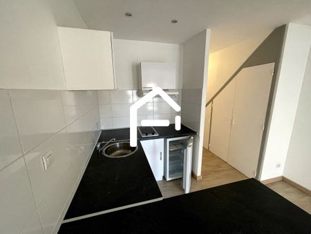 A louer : Place Lafourcade T2 de 37 m² a 642.77 € cc - Photo 4