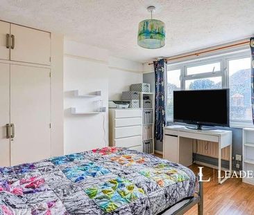 Hounslow Close, Poole, BH15 - Photo 3