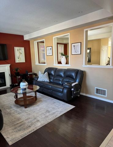 For Lease - 21 Denbury Court Unit# Basement, Whitby, Ontario - Photo 3