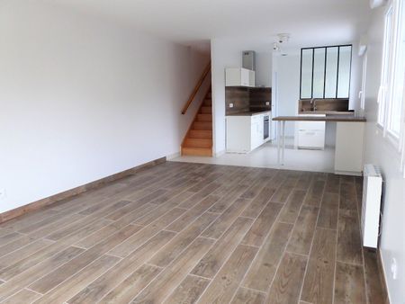 Location Maison 3 pièces 80m² NERCILLAC 16200 - Photo 2