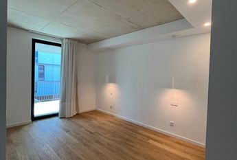 Apartamento T1 no empreendimento DOCA Praia da Barra.