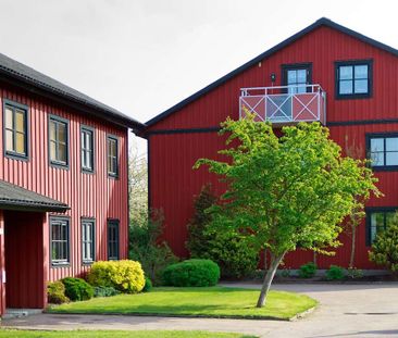 Lägenheten kan bli ledig tidigare. OBS: Kallhyra. Kostnad för värme... - Photo 1