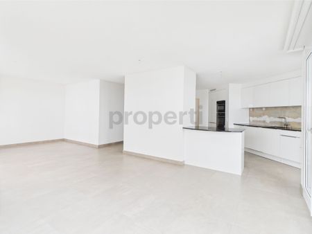 Appartement 4,5 pièces rénové avec vue panoramique - Photo 2