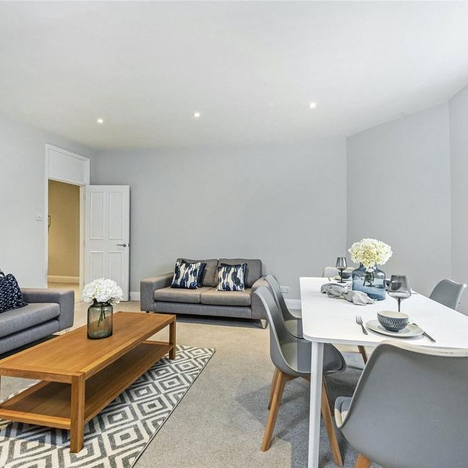 3 bedroom apartment to rent - Photo 1