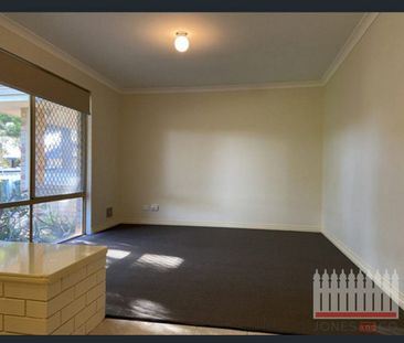 Quiet Cul-De-Sac Location! - Photo 6