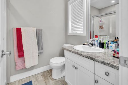 For Lease - 1960 Dalmagarry Road Unit# 212, London North, Ontario - Photo 4