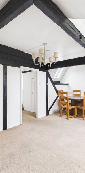 Sandhurst Lodge, Crowthorne Sandhurst Lodge, Crowthorne - Photo 1