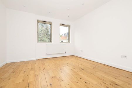 1 bedroom semi-detached house to rent - Photo 2