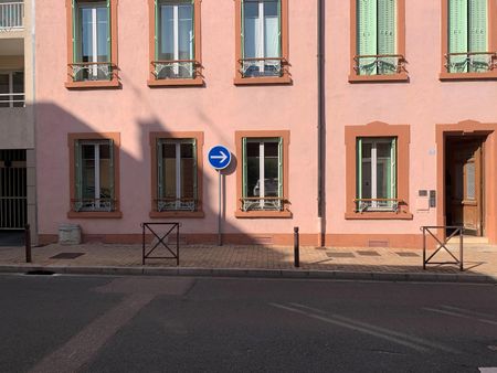 Location Appartement 3 pièces VILLEFRANCHE SUR SAONE 69400 - Photo 4