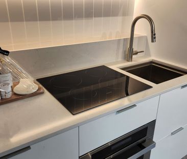 For Lease - 1 Fairview Road Unit# 418, Mississauga, Ontario - Photo 4