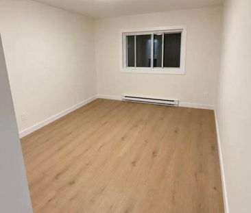 Appartement à louer - Montréal (Saint-Léonard) - Photo 2