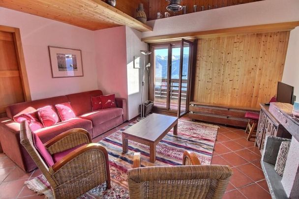 Apartment for rent by the week on the pedestrian village square - Photo 1