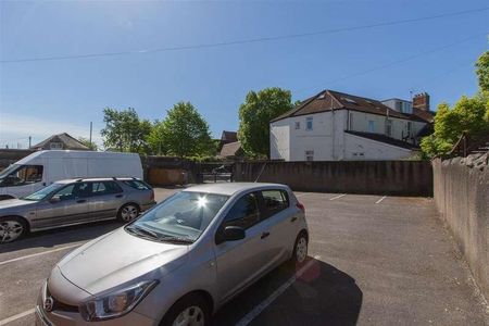 George Court, Roath, CF24 - Photo 4