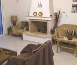 Διαμέρισμα για ενοικίαση - Δαφνούσες, - Φωτογραφία 1