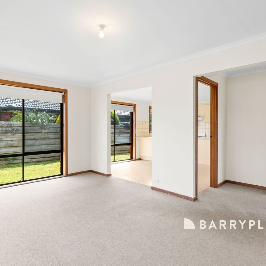 Well-Presented 2 Bedroom Unit in a Convenient Hallam Location - Photo 1