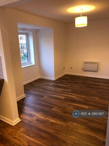 1 bedroom flat to rent - Photo 3