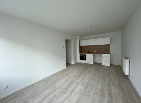 Location Appartement 3 pièces 67m² ROANNE 42300 - Photo 2
