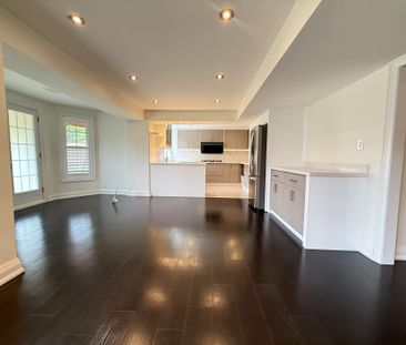 For Lease - 256 Boake Trail, Richmond Hill, Ontario - Photo 3