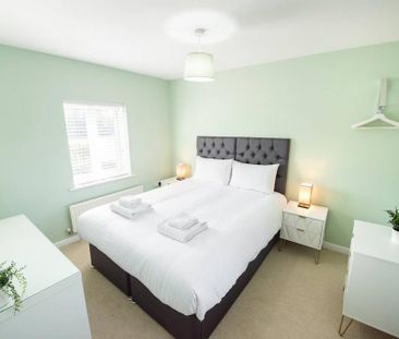 3 bedroom detached house to rent - Photo 3