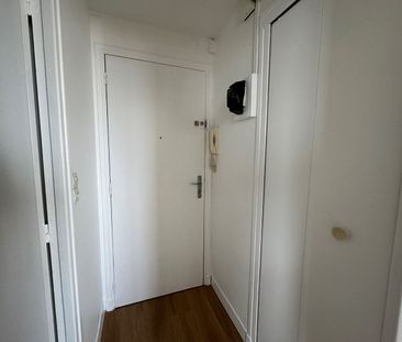 Location Appartement 1 pièce 24m² - Photo 6