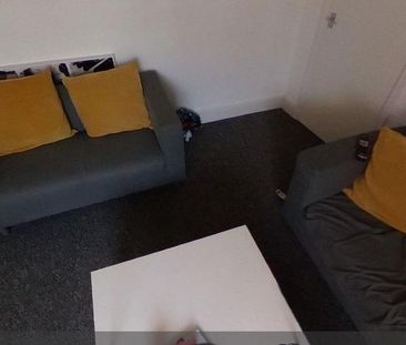 4 bedroom house of multiple occupation to rent - Photo 3