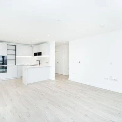 2 Bedroom 2 Bathroom Flat 51 - Photo 1