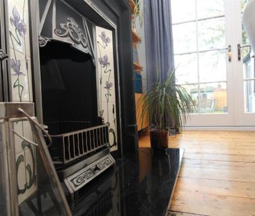 3 bedroom terraced house to rent - Photo 1