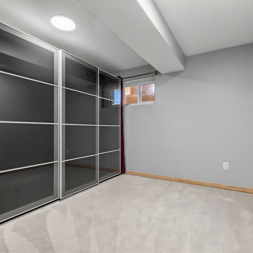 For Lease - 4 Hisey [Basement] Crescent, Toronto, Ontario - Photo 1