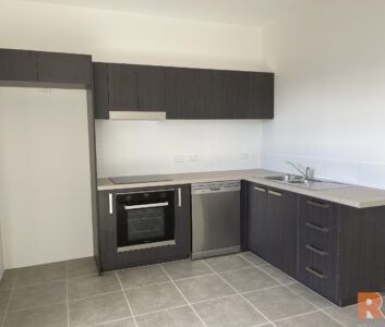 Modern 1 Bedroom Apartment in Ashby! - Photo 3